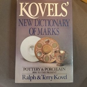 Kovels New Dictionary of Marks pottery & porcelain hardcover 290 pages